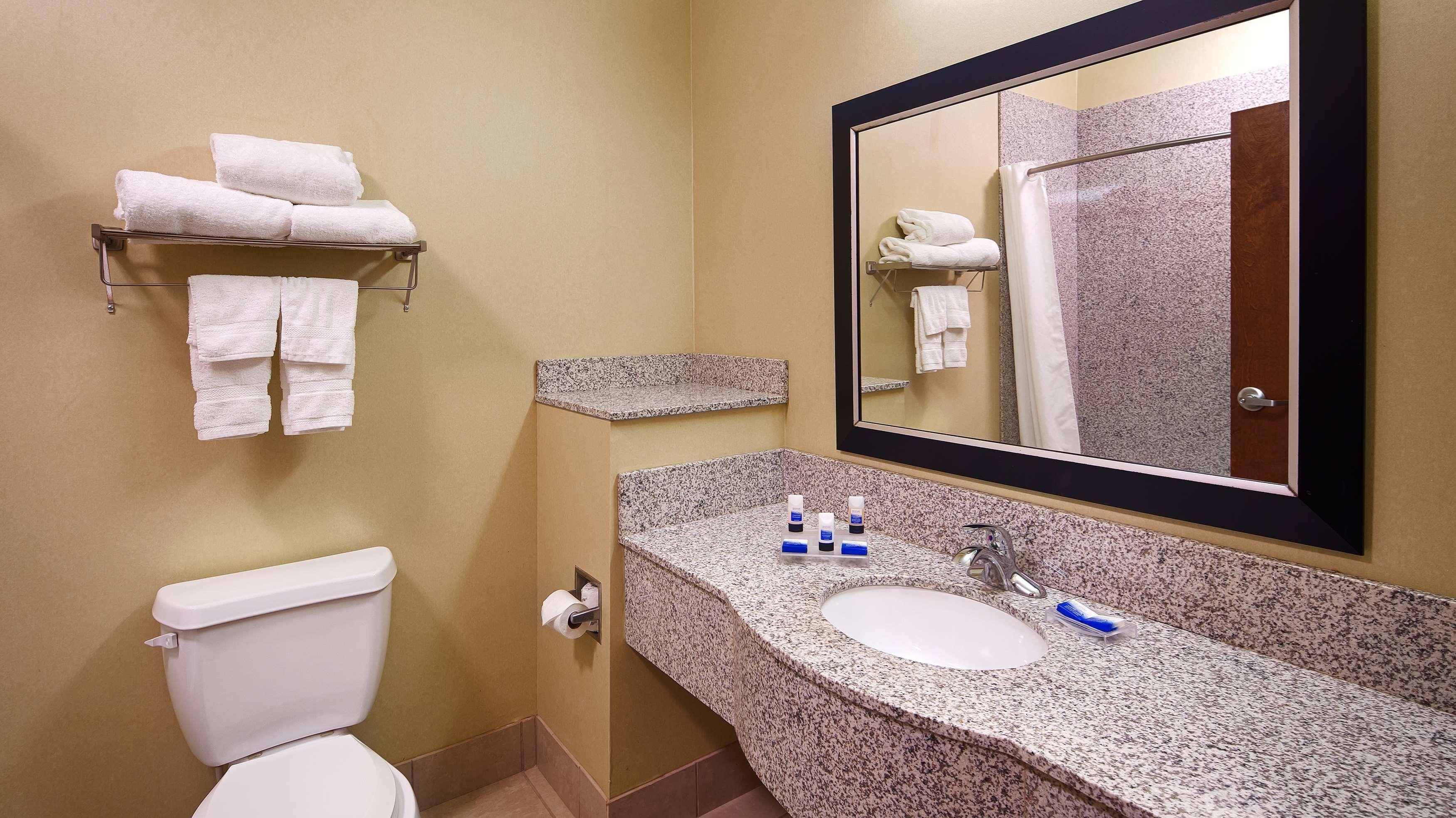 Best Western Plus Desoto Inn & Suites Mansfield Zewnętrze zdjęcie