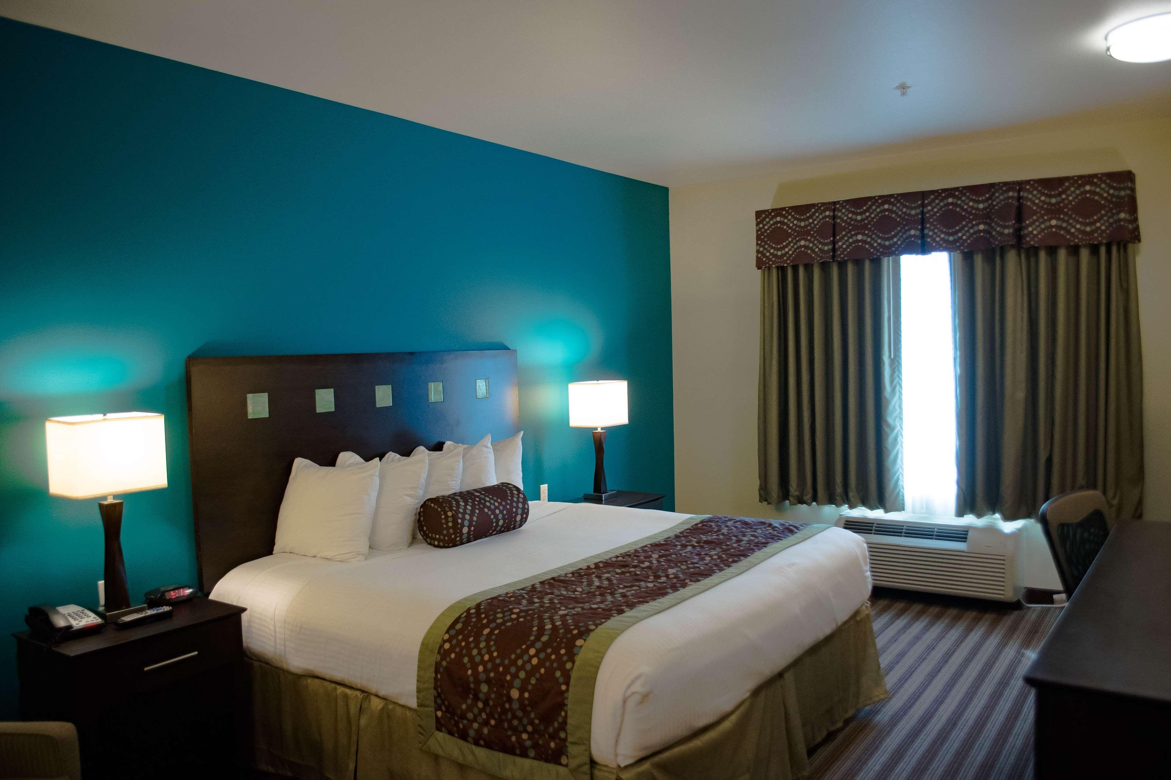 Best Western Plus Desoto Inn & Suites Mansfield Zewnętrze zdjęcie