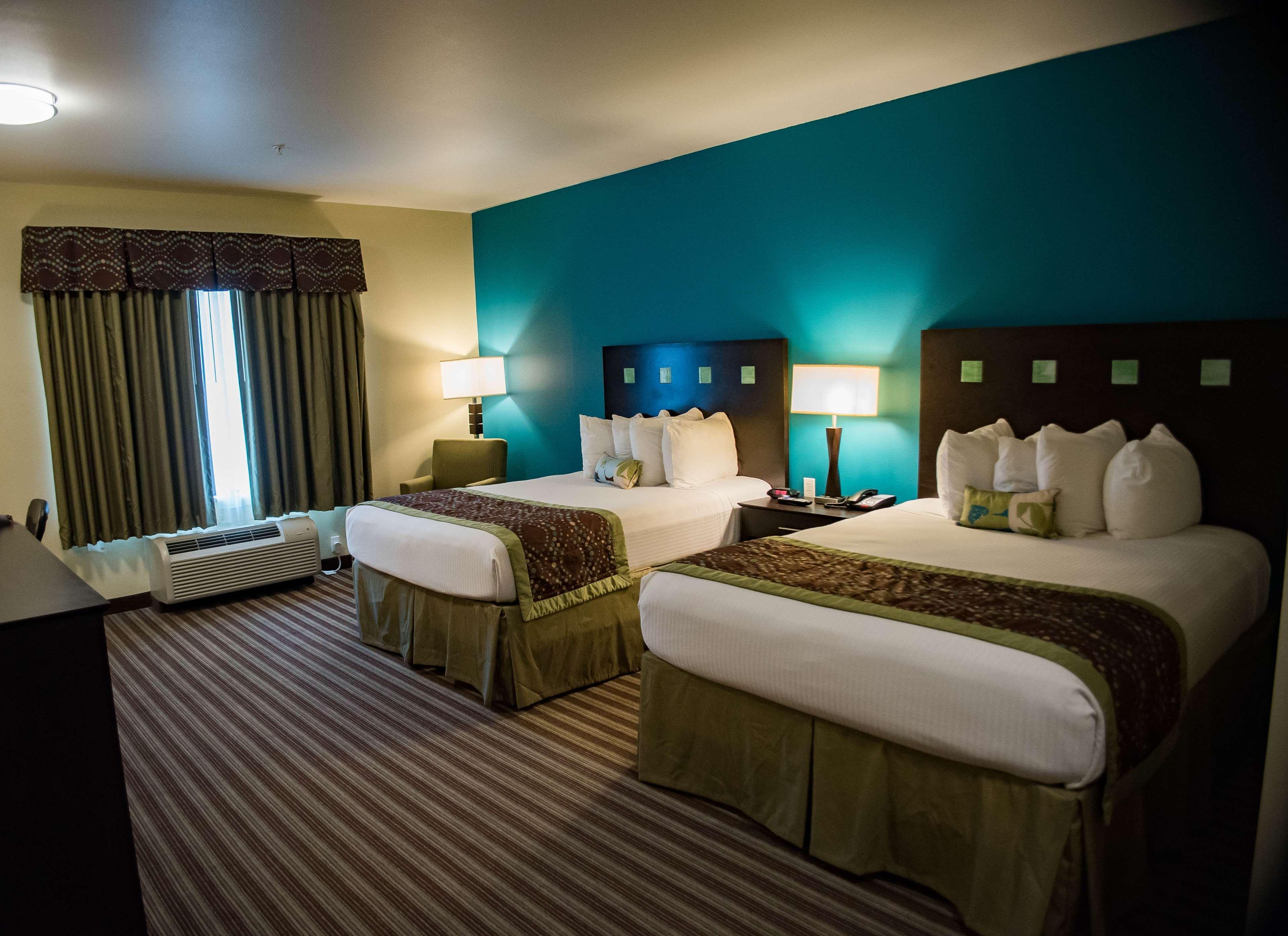 Best Western Plus Desoto Inn & Suites Mansfield Zewnętrze zdjęcie