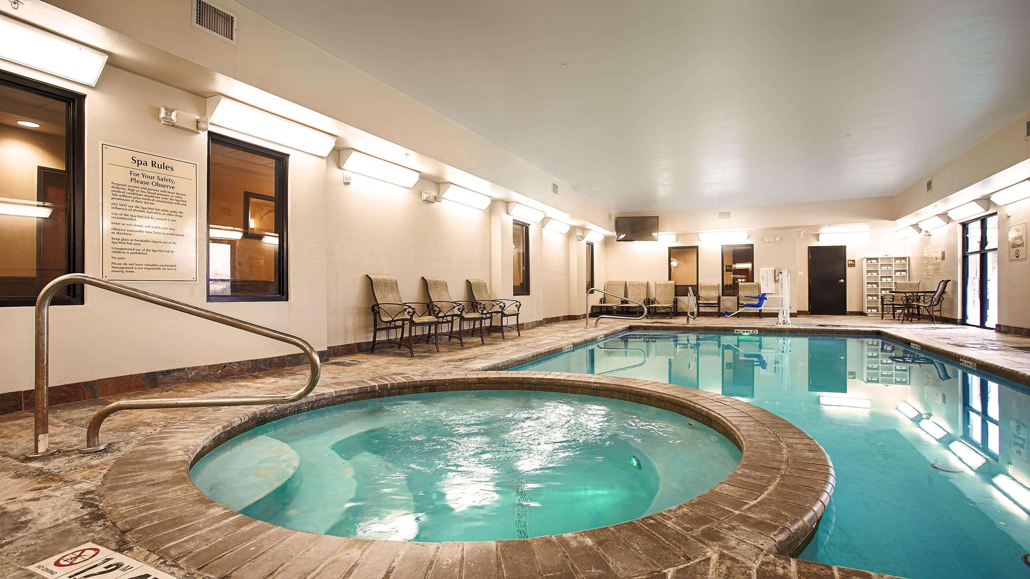 Best Western Plus Desoto Inn & Suites Mansfield Zewnętrze zdjęcie
