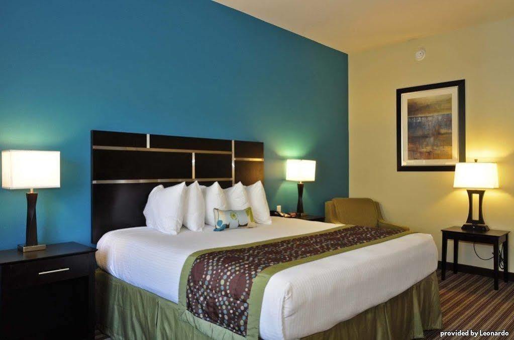 Best Western Plus Desoto Inn & Suites Mansfield Pokój zdjęcie