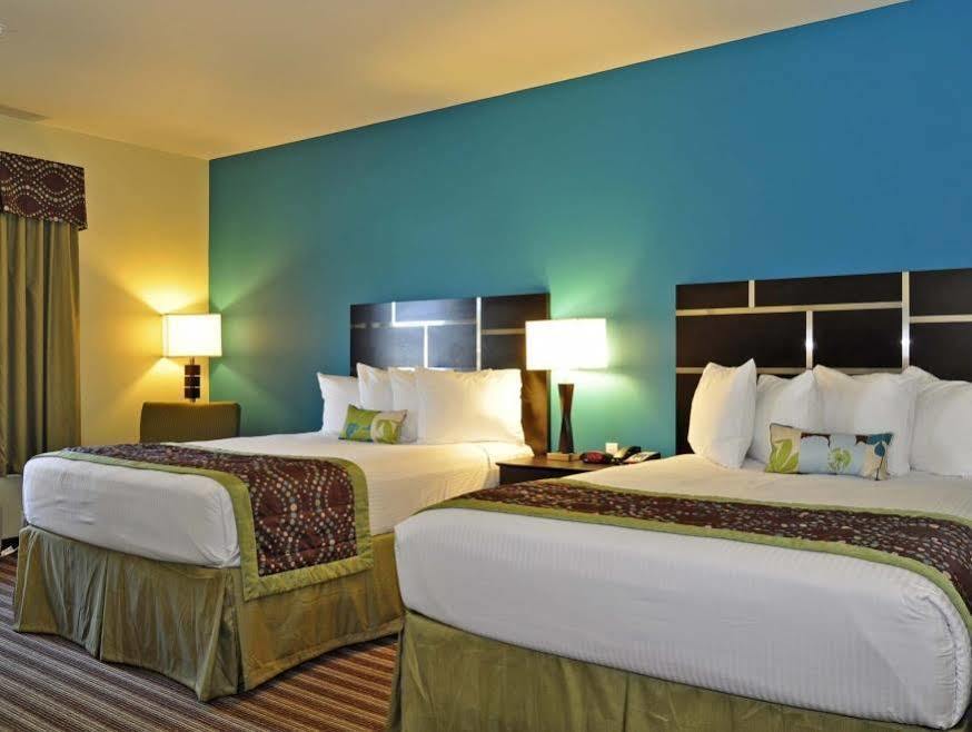 Best Western Plus Desoto Inn & Suites Mansfield Zewnętrze zdjęcie